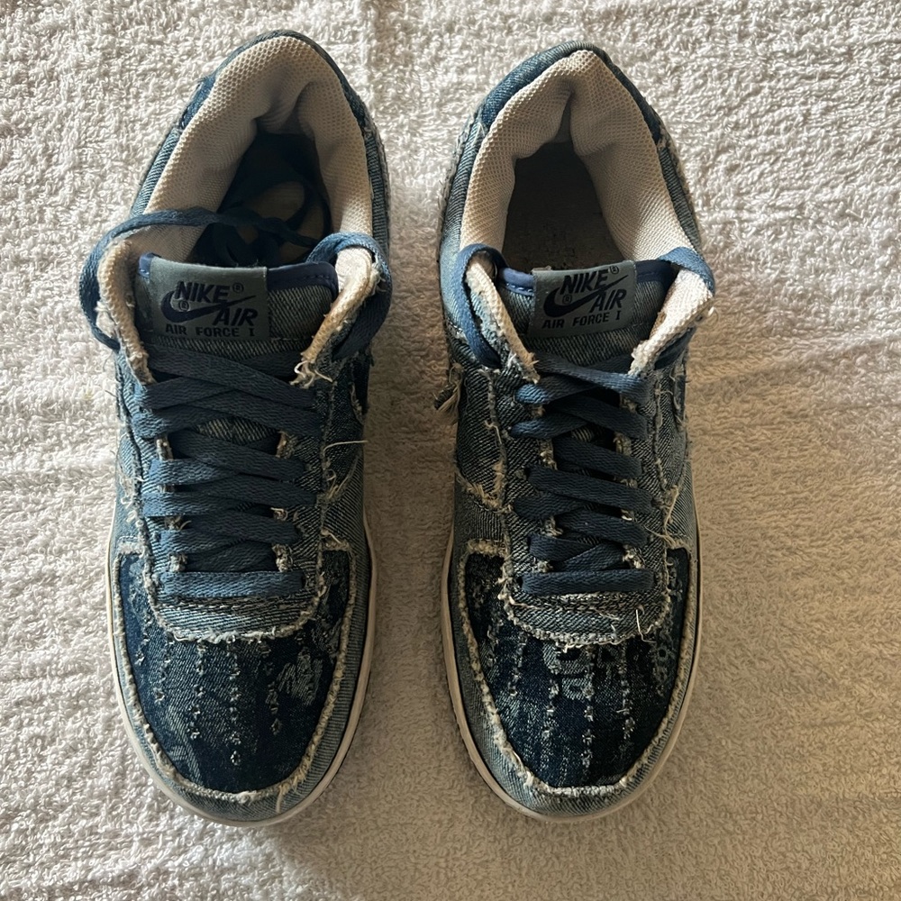 NIKE AIR FORCE 1 DENIM SNEAKERS…VINTAGE…SIZE 8.5/9 MEDIUM… WOMENS